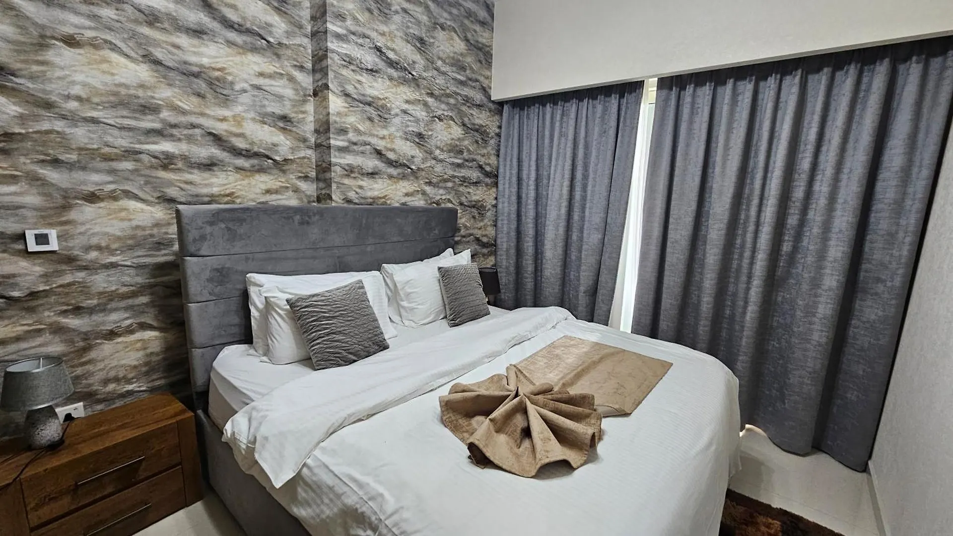 Mh - Damac - Reva Residences With Burj View - 2Bhk - Ref2604 Dubai Apartment