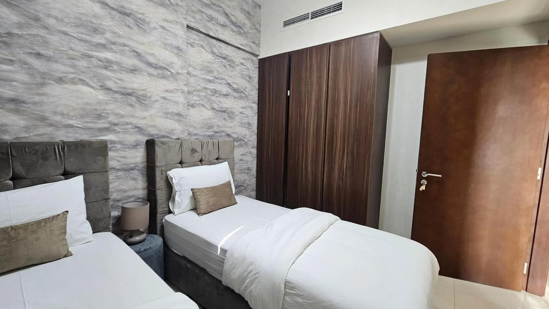 Apartment Mh - Damac - Reva Residences With Burj View - 2Bhk - Ref2604 Dubai